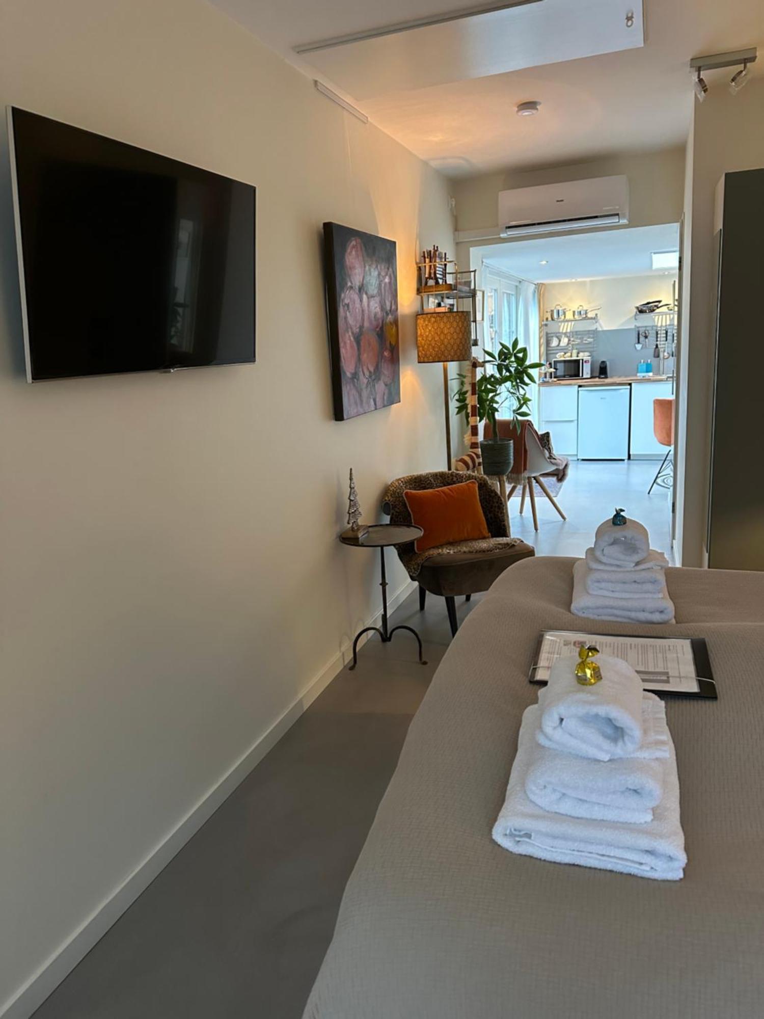 B&B Ereprijs The Hague Exterior photo